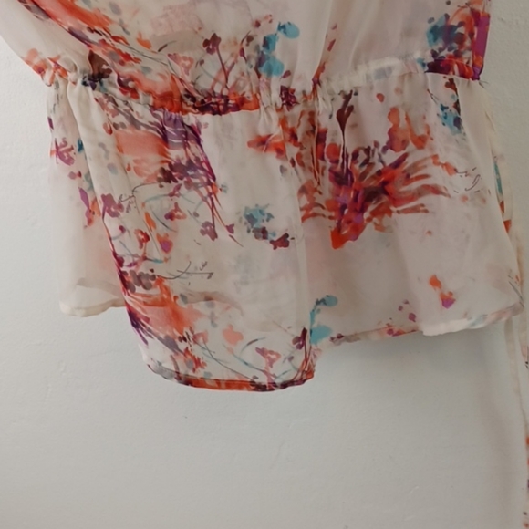 a.n.a. Sheer White Floral Drawstring-Waist Dainty Romantic Cap Sleeve Blouse (M) - Picture 7 of 11